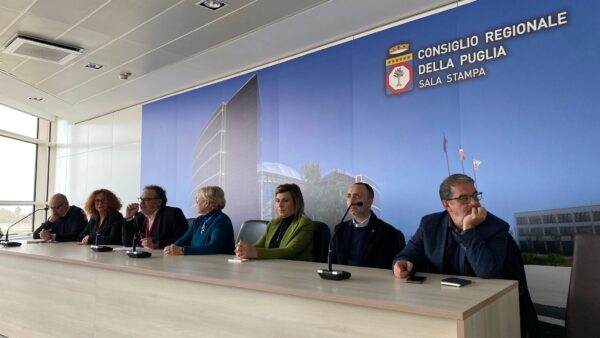 conferenza stampa regione 240108 02 conferenza stampa RFP in Regione Puglia